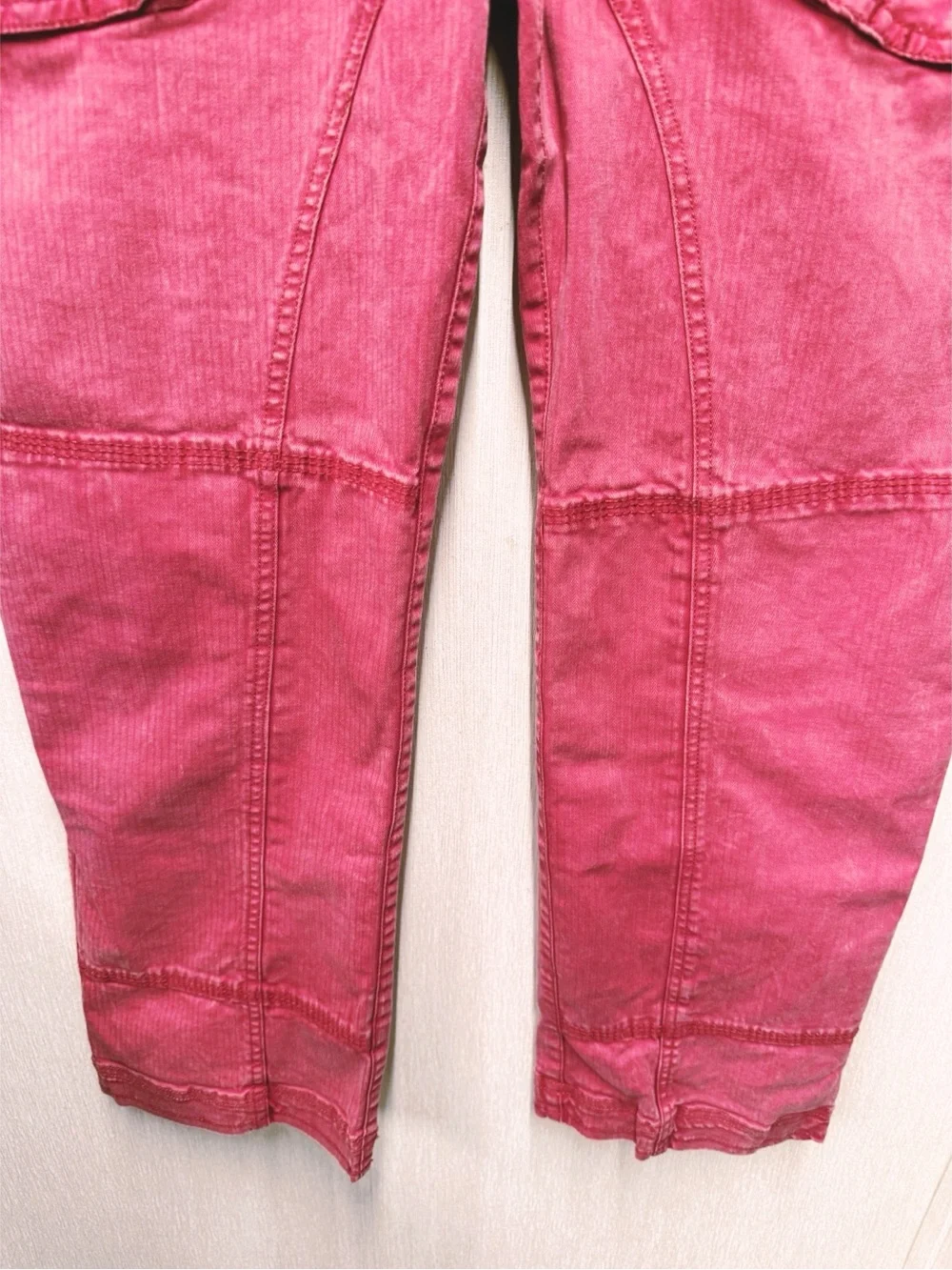 Free People We The Free Hot In It Moto Red Utility Pants, Size 6 - Picture 4 of 10